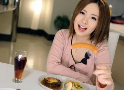 Ông xã sau khi ăn tối thì chịch em